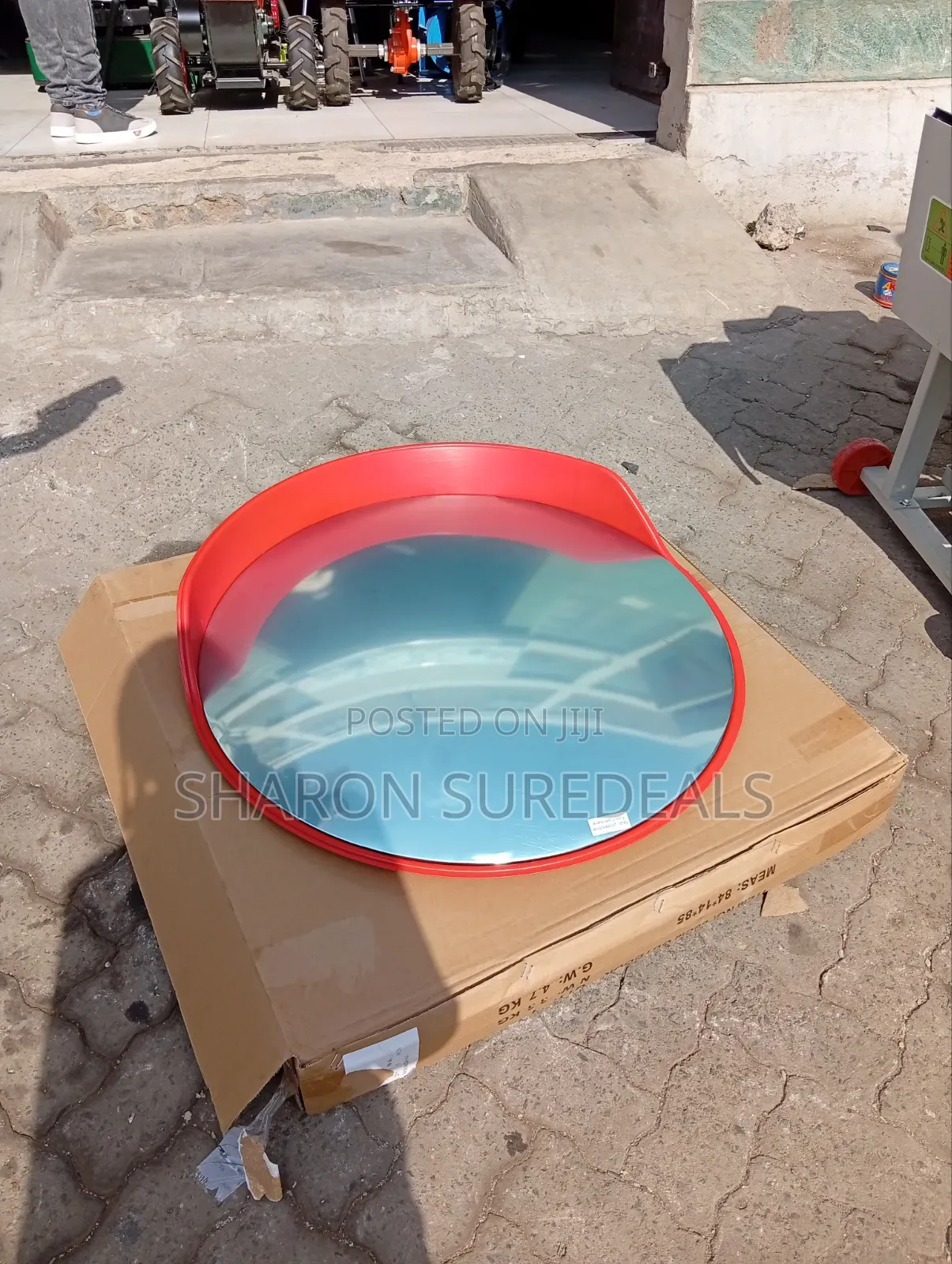Convex Mirror