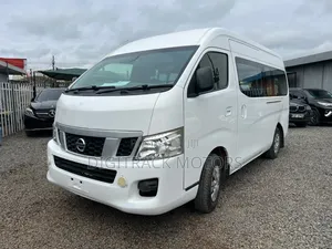 Nissan Caravan (Urvan) 2017 White