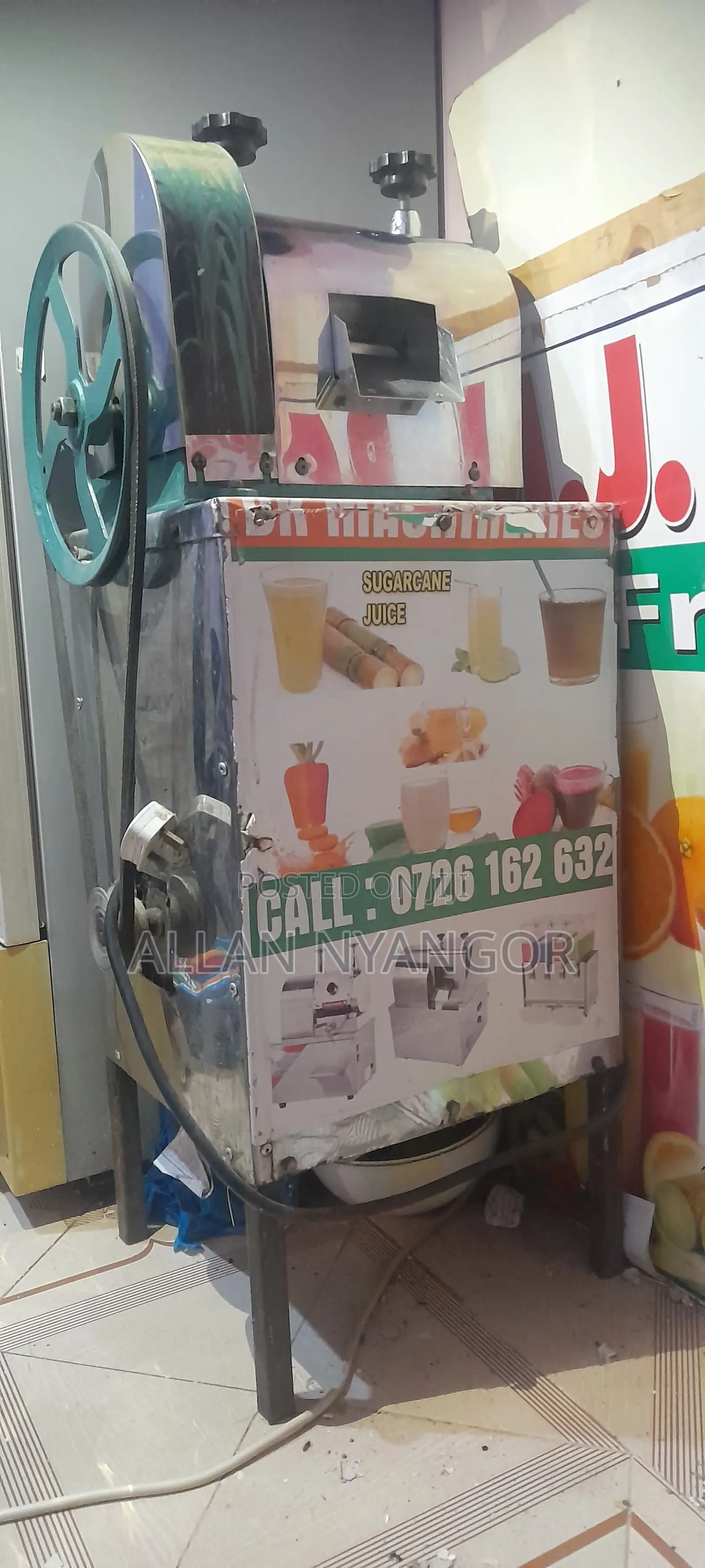 Sugarcane Juice Extractor Machine