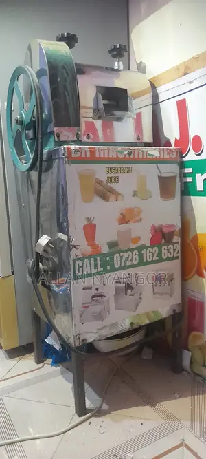 Sugarcane Juice Extractor Machine