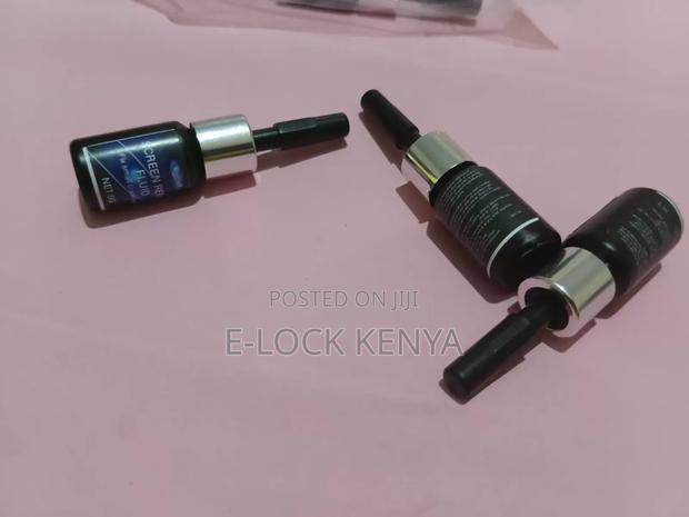 Uv Glue for Cracked Phones