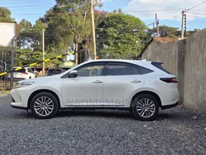 Toyota Harrier 2019 White