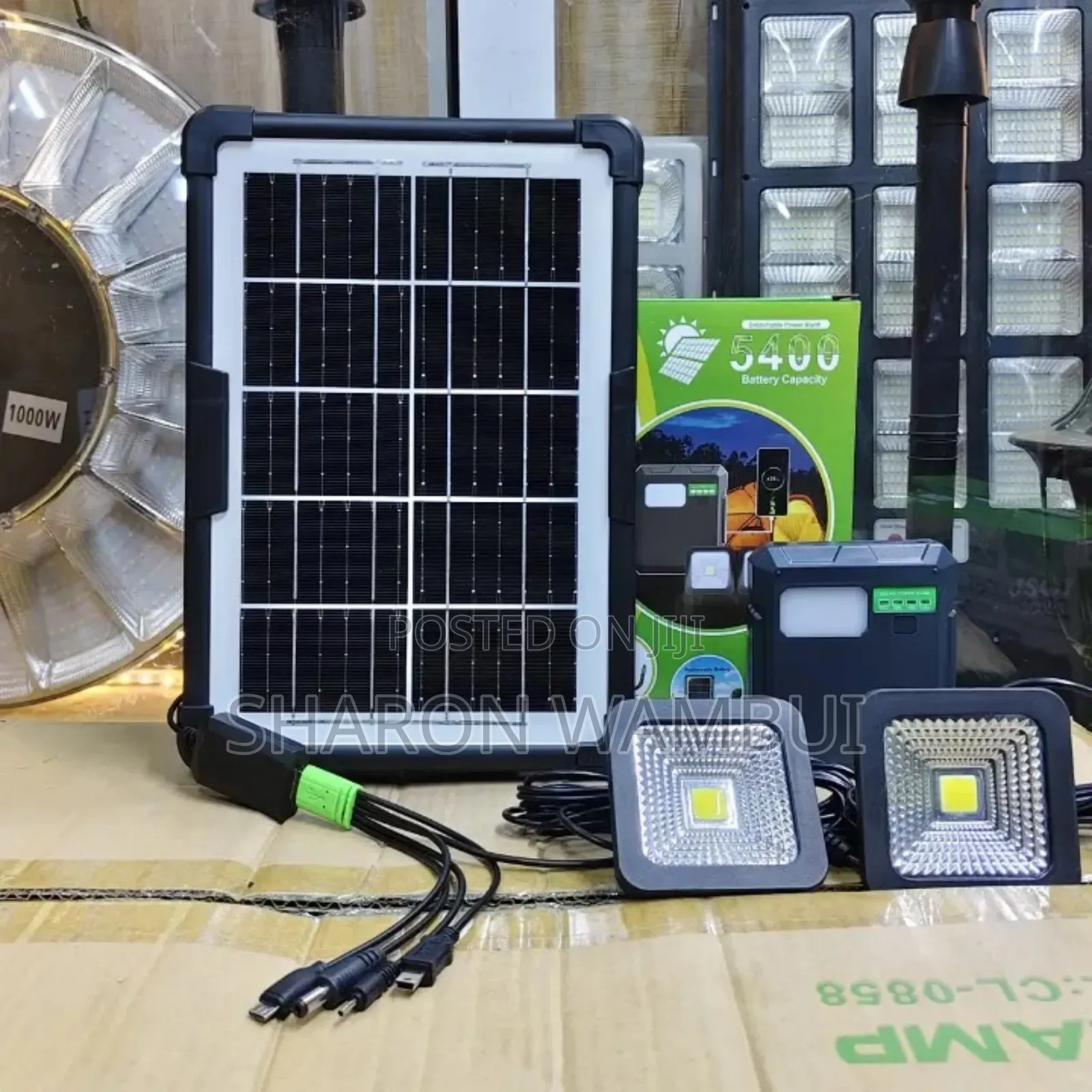 Solar Power Source With Detachable Power Bank