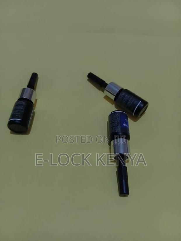 Cracked Touchscreen Phone Glue - main view