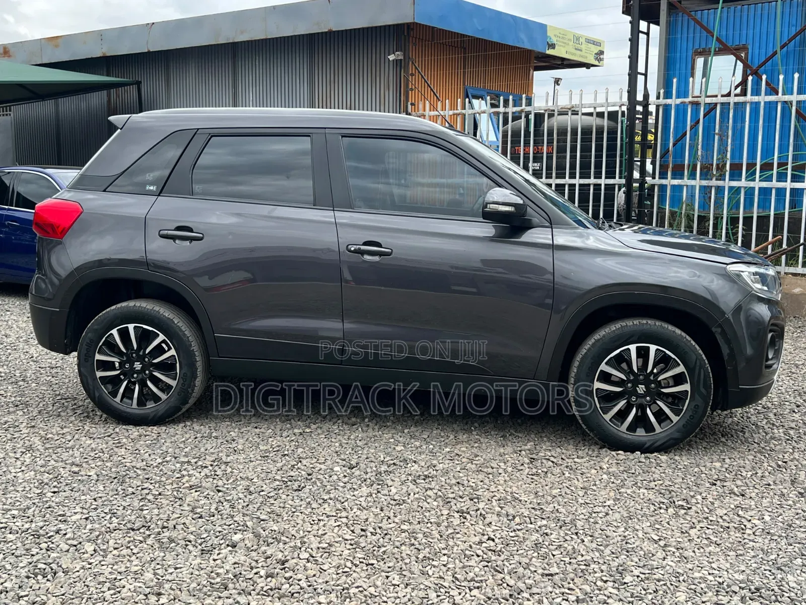 Suzuki Vitara 2021 Black