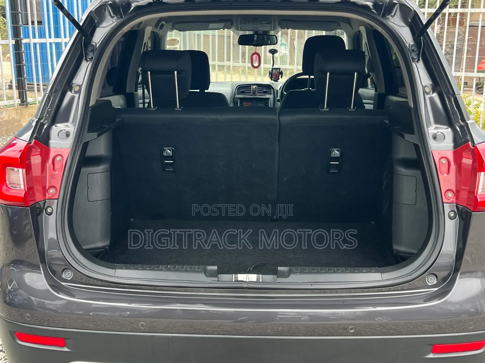 Suzuki Vitara 2021 Black