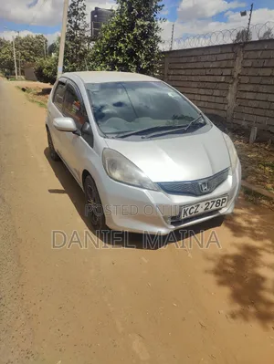 Honda Fit 2013 Silver