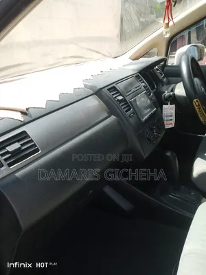 Nissan Tiida 2010 White