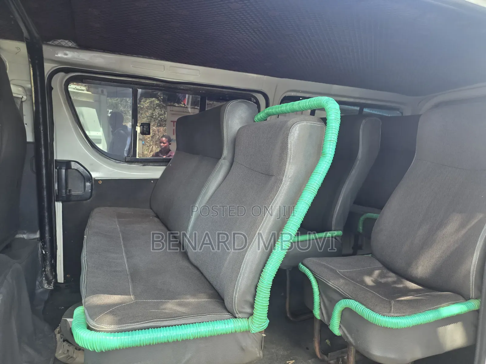 Toyota HiAce 2013 White