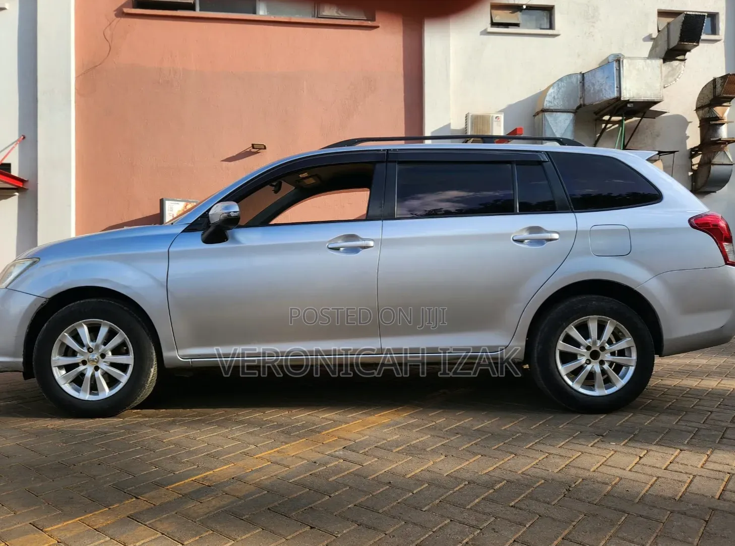Toyota Corolla Fielder 2013 Silver
