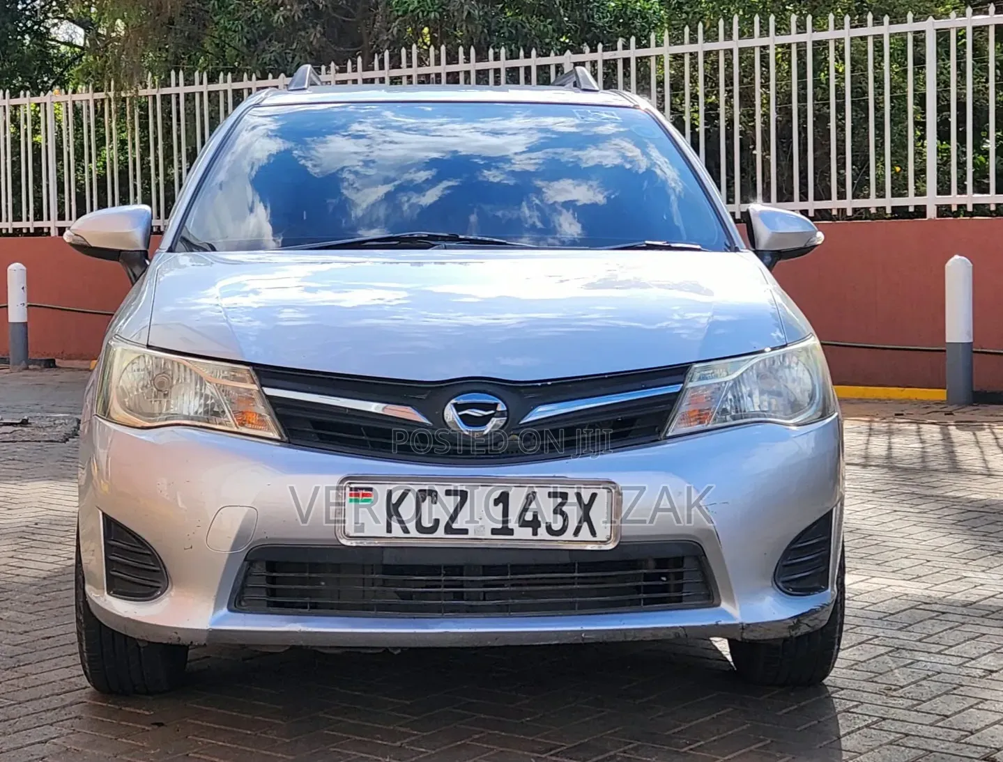 Toyota Corolla Fielder 2013 Silver