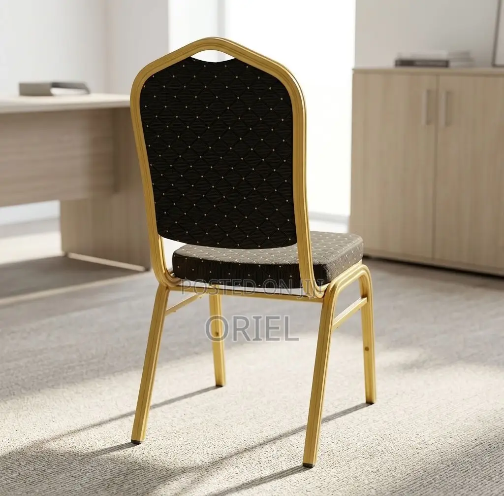 Office Chair : Stackable Black Banquet Chair