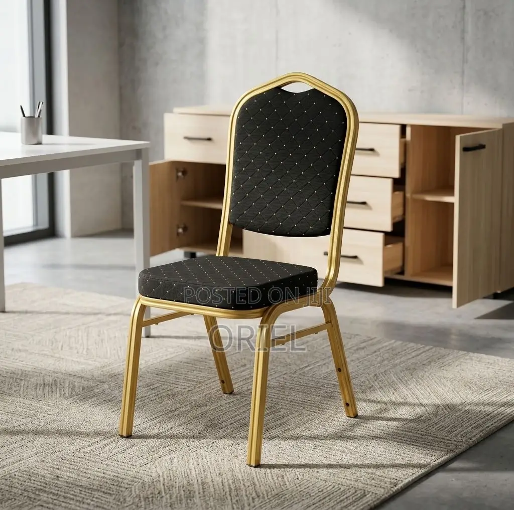 Office Chair : Stackable Black Banquet Chair