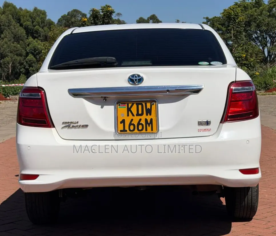 Toyota Axio 2018 White
