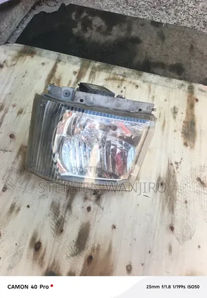 Isuzu FRR Headlights