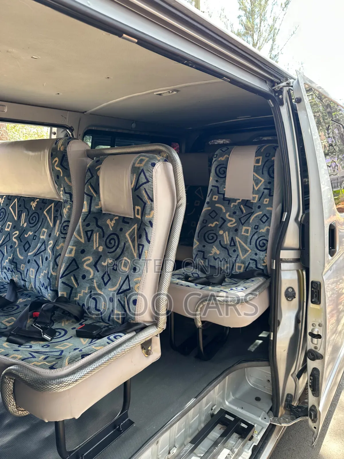 Toyota HiAce 2016 White