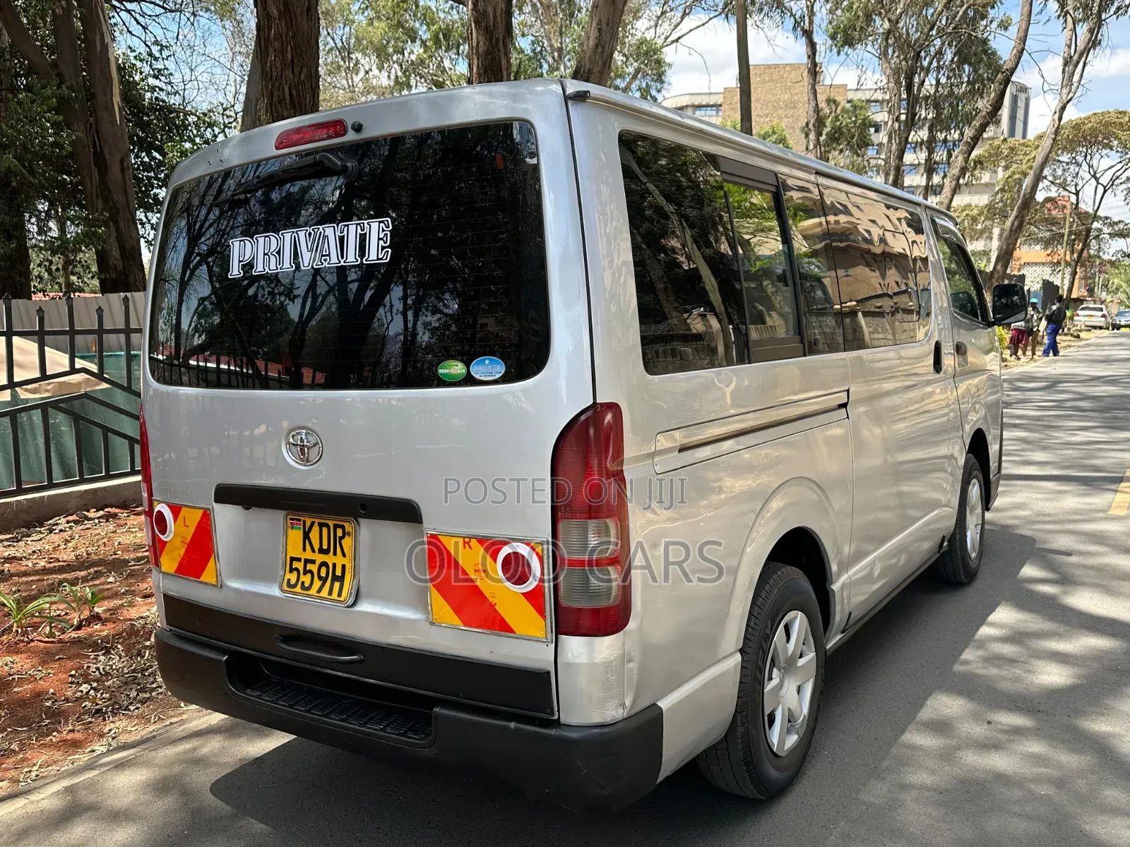 Toyota HiAce 2016 White