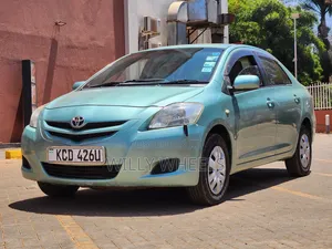 Toyota Belta 2008 Blue