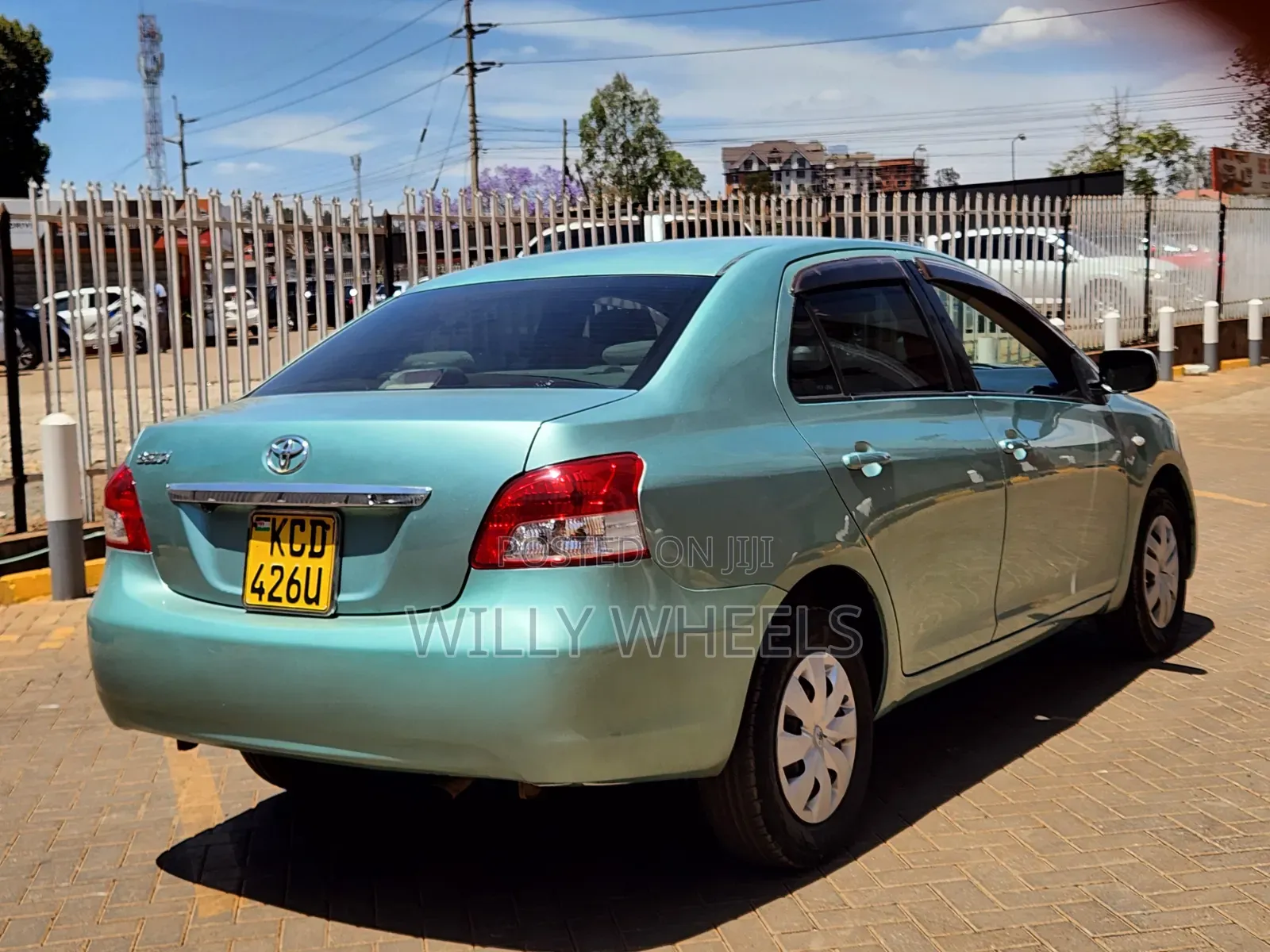 Toyota Belta 2008 Blue