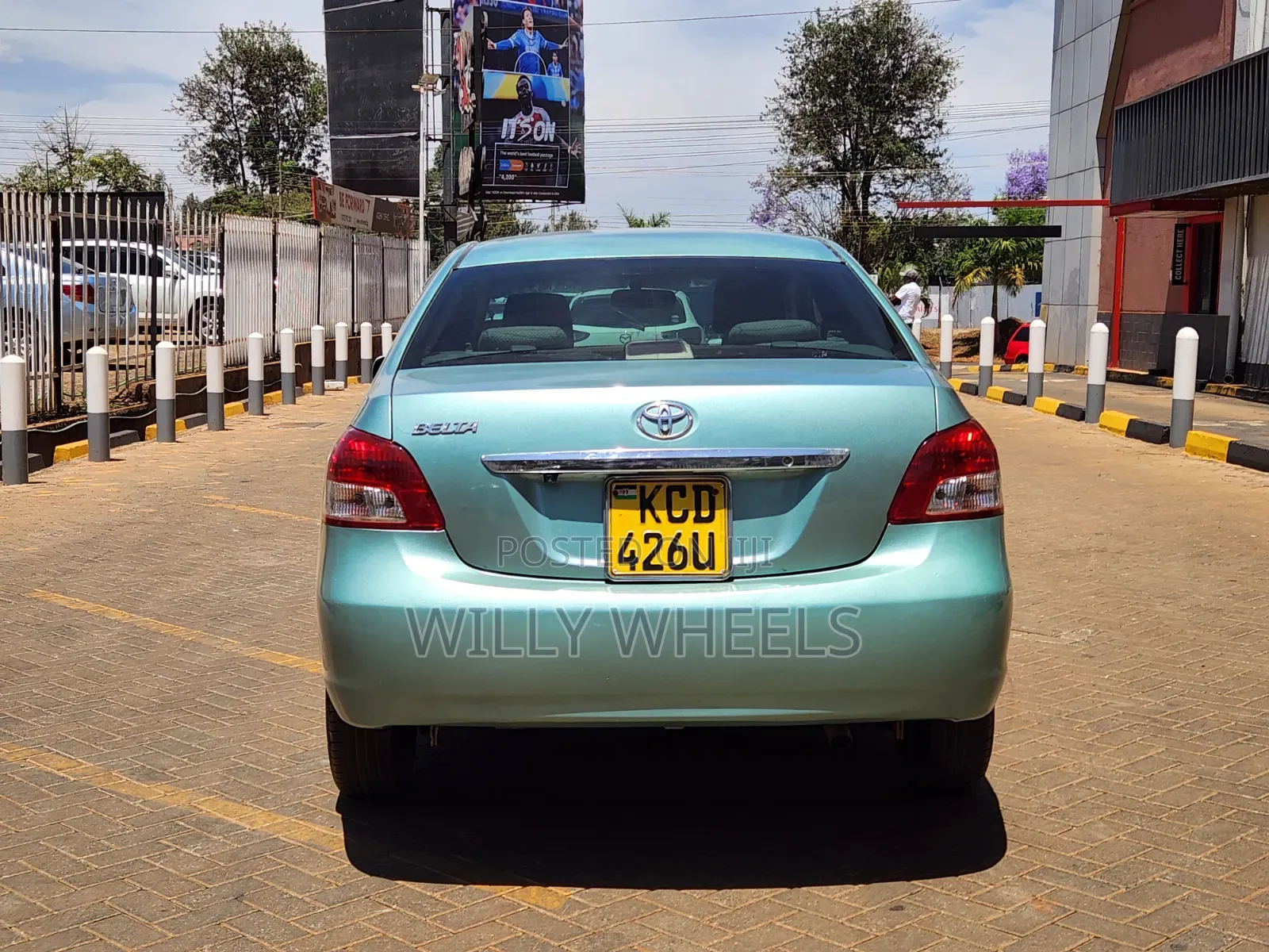 Toyota Belta 2008 Blue