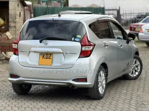 Nissan Note 1.2 Hybrid 2019 Silver