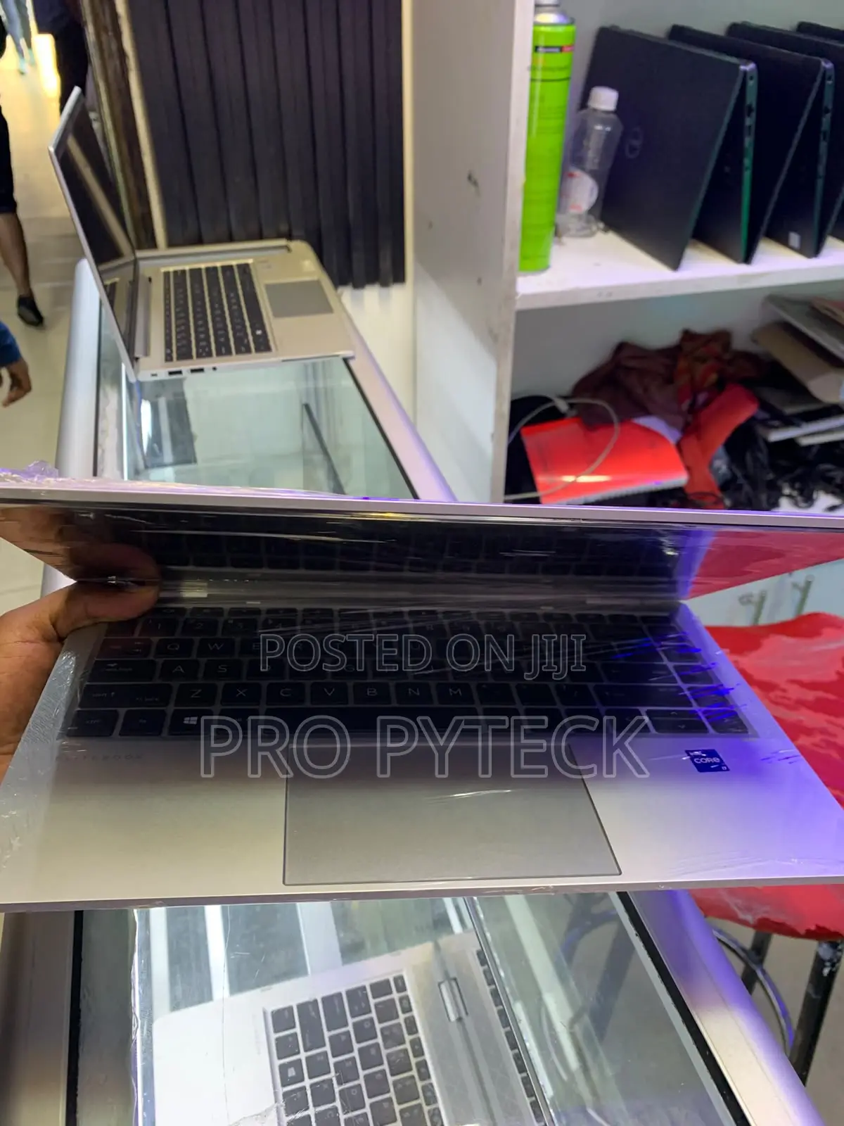 Laptop HP EliteBook 1040 G8 32GB Intel Core i7 SSD 512GB