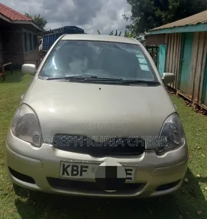 Toyota Vitz 2005 Gold