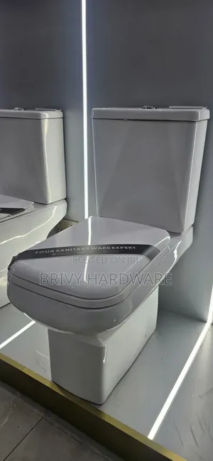 Frencia Close Couple (WC-029)