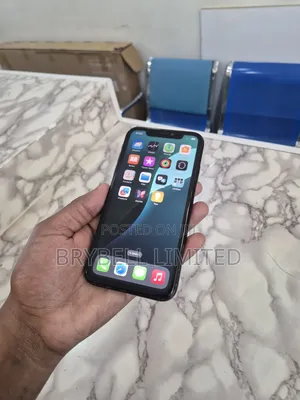 Apple iPhone XR 64 GB Black