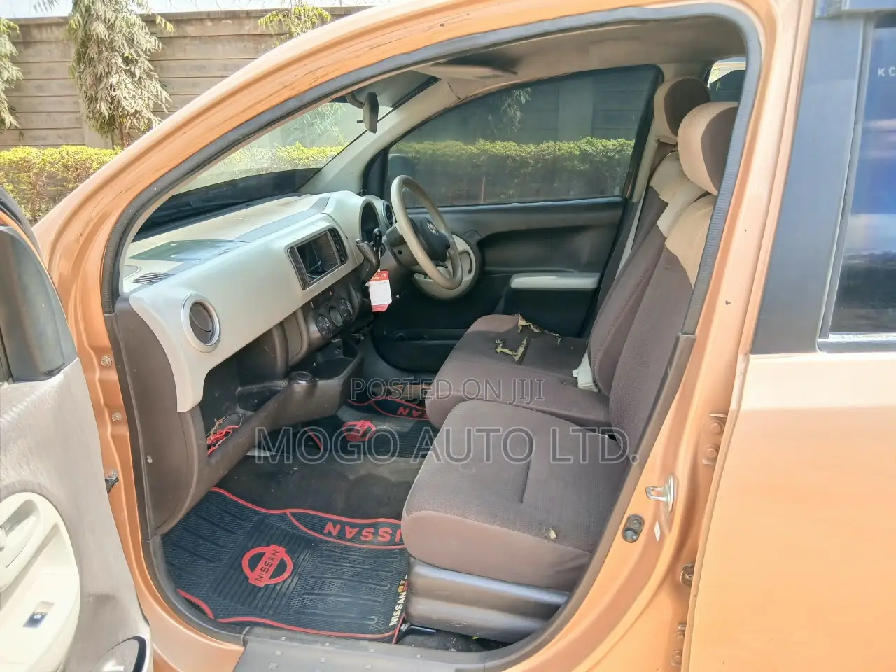 Toyota Passo 2012 Orange