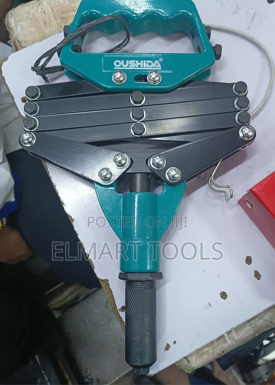 Oushida Folding Hand Riveter