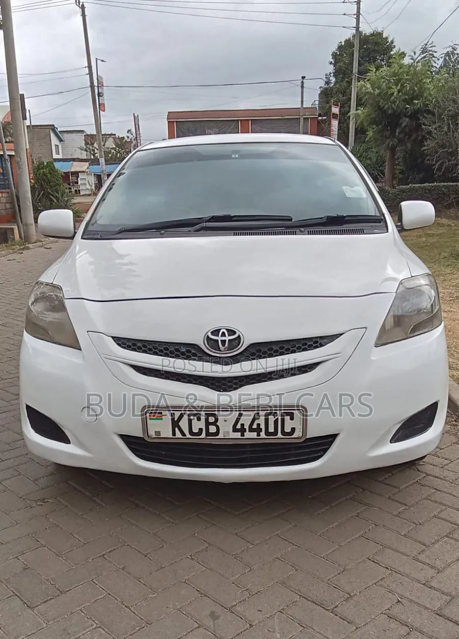 Toyota Belta 2008 White