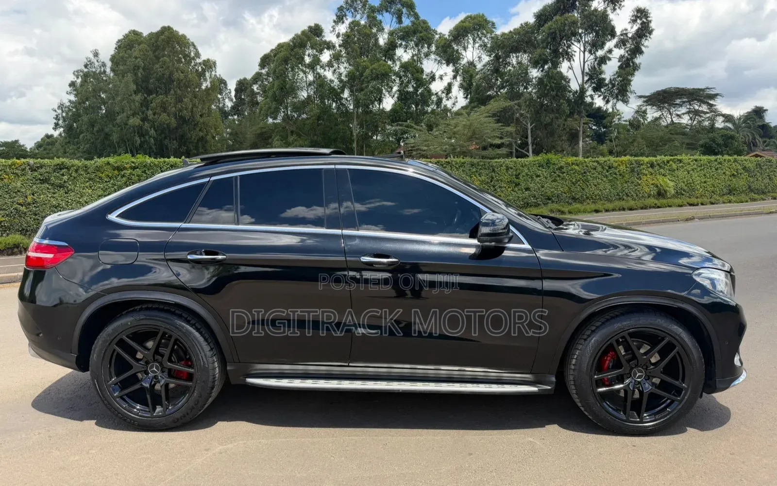 Mercedes-Benz 350D 2015 Black