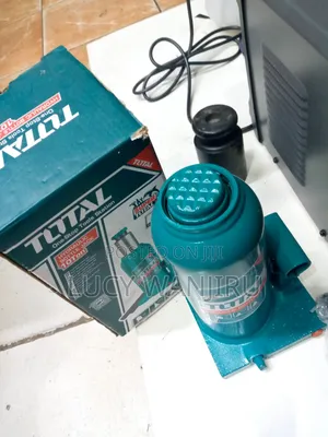 Total Hydraulic Bottle Jack