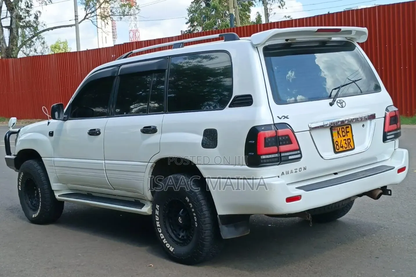 Toyota Land Cruiser 2002 White
