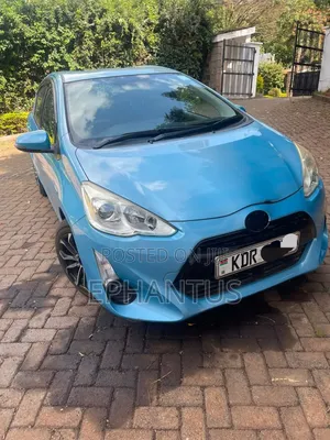 Toyota Aqua 2015 Blue