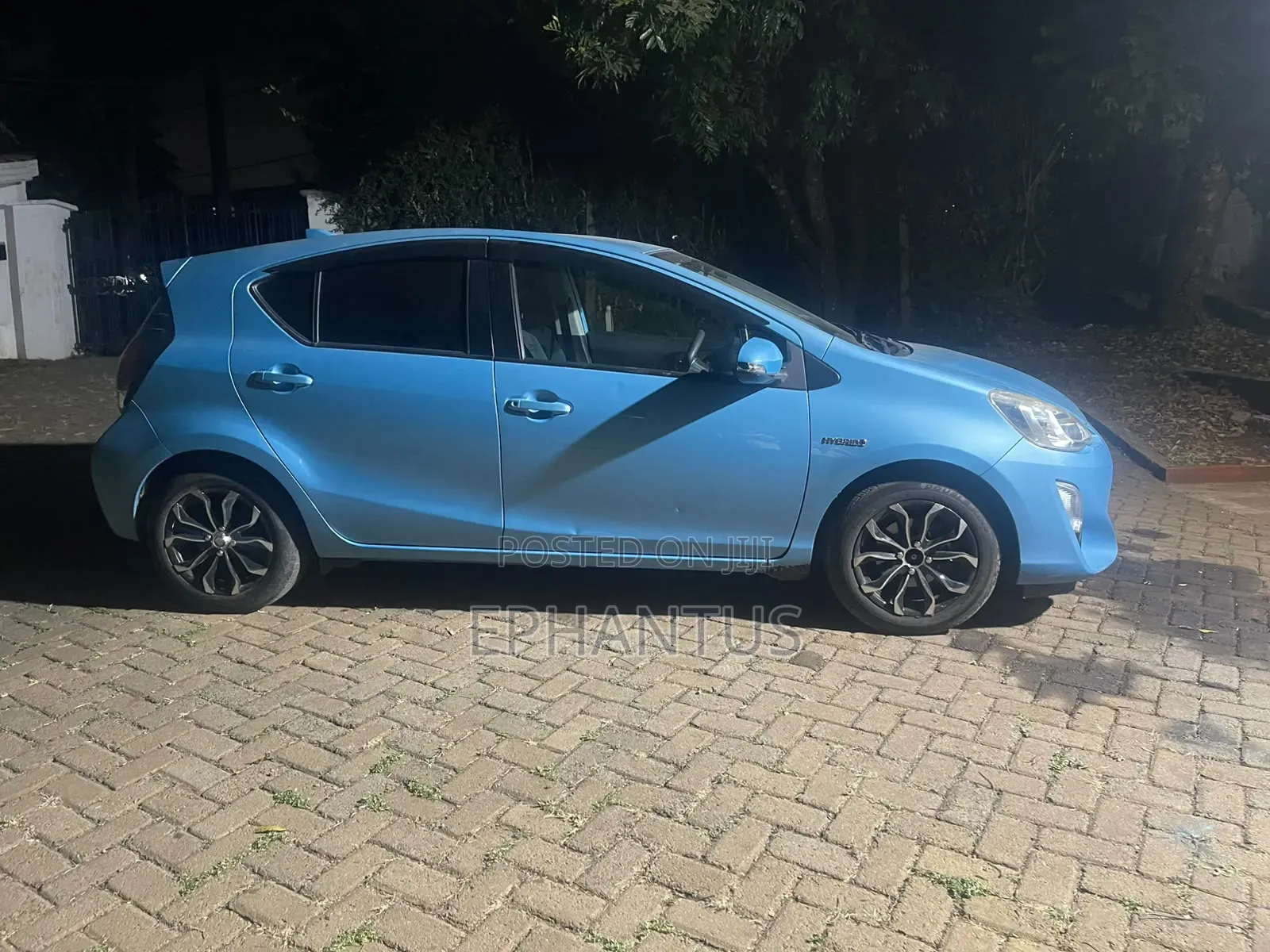 Toyota Aqua 2015 Blue