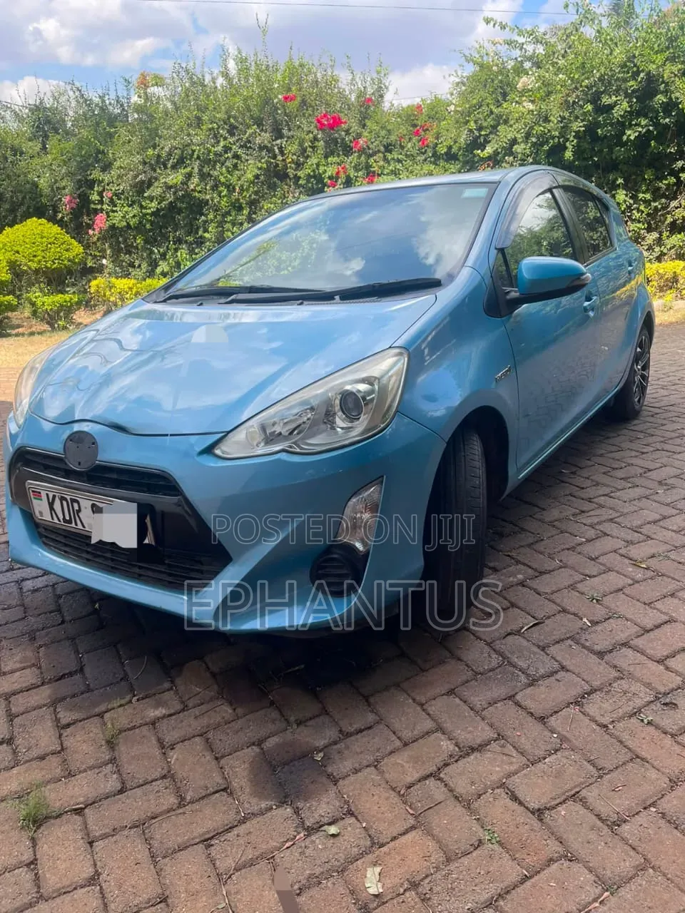 Toyota Aqua 2015 Blue