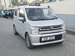 Suzuki Wagon 2017 Silver