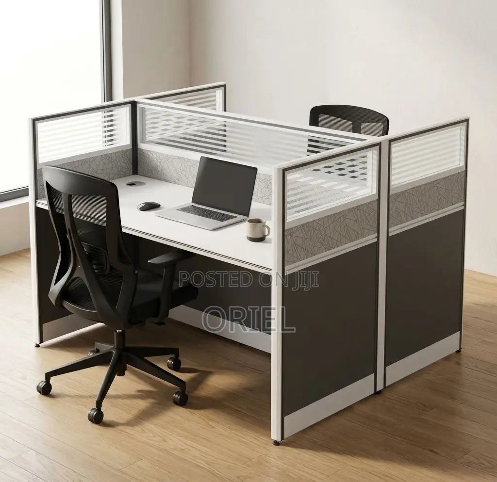 Office Workstation : 2-Seater Open Black & White Workstation