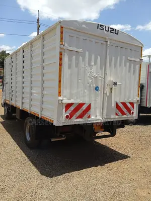 Isuzu NPR KCK