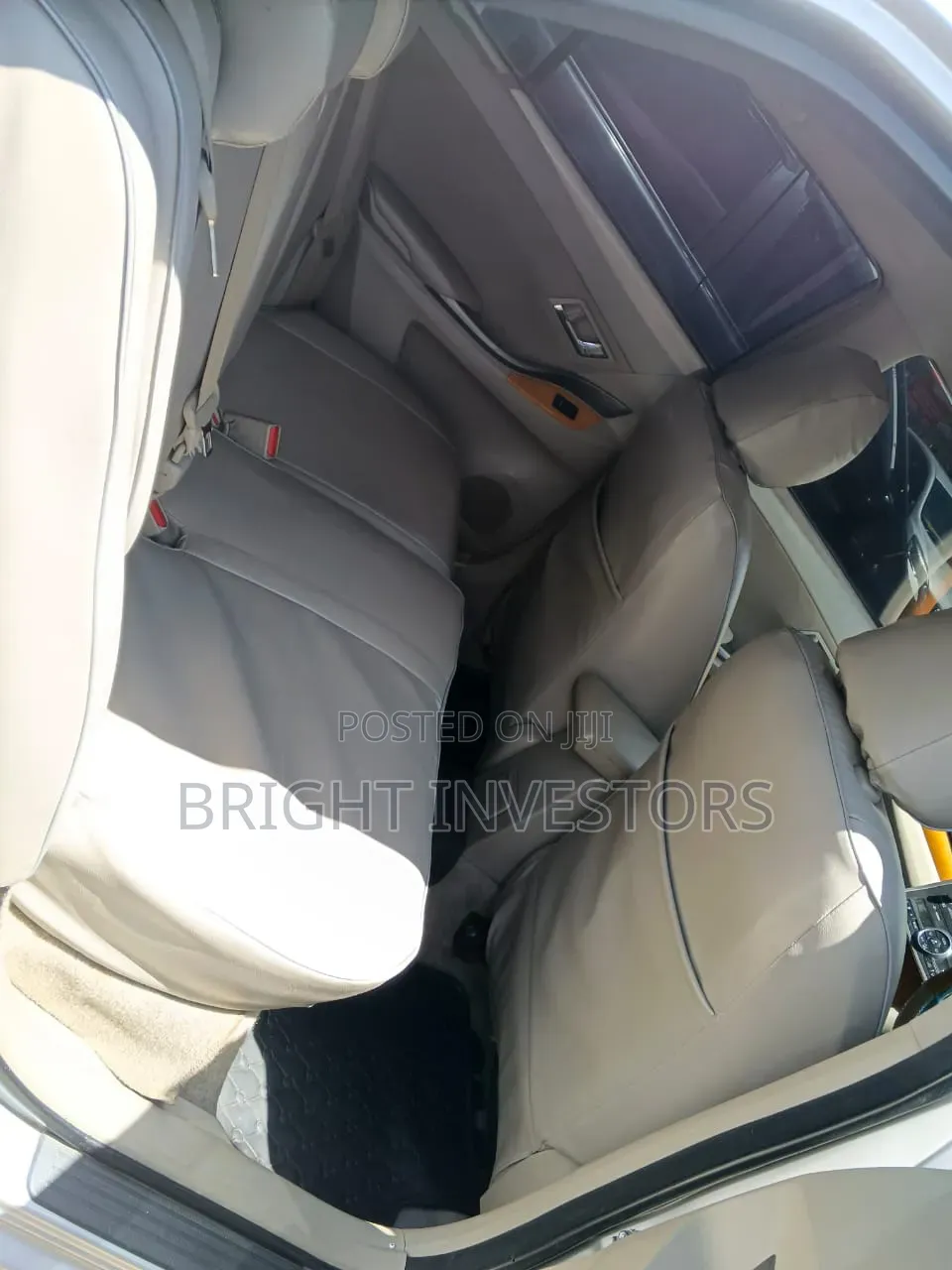 Toyota Premio 2010 Silver