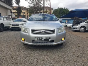Toyota Axio 2011 Silver