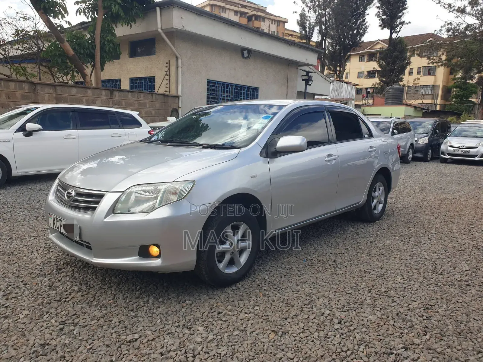 Toyota Axio 2011 Silver