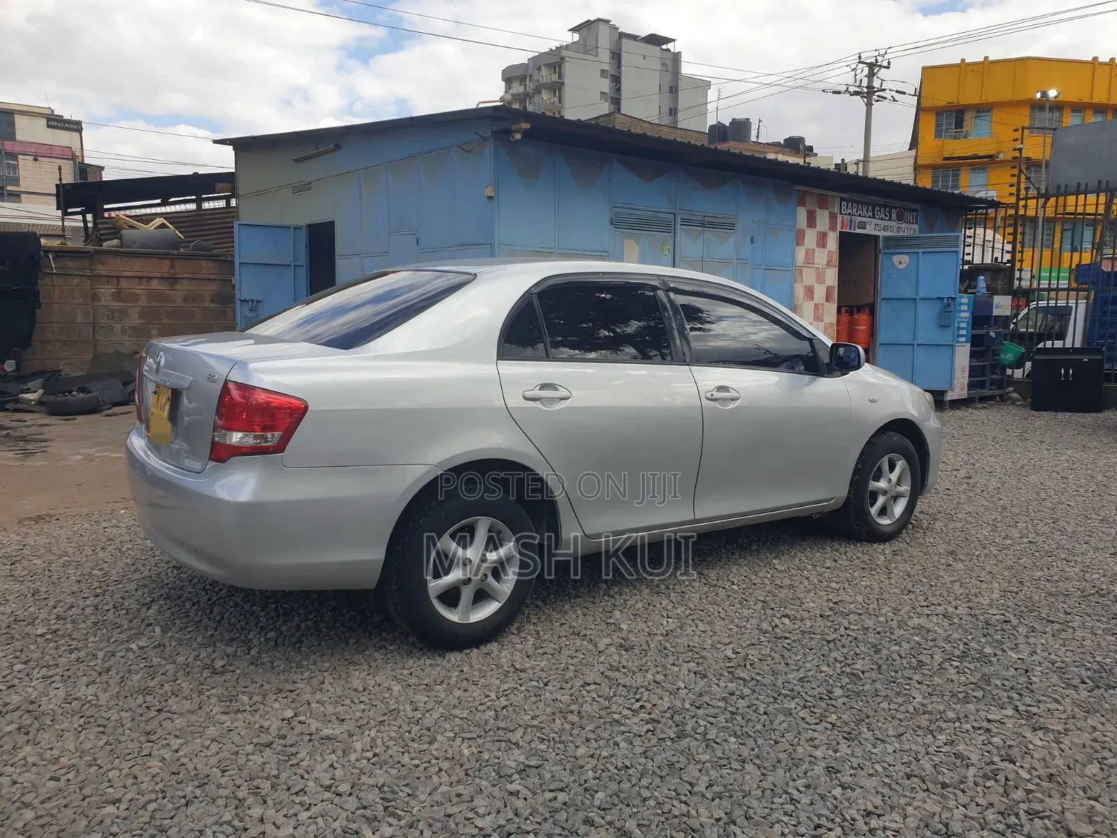 Toyota Axio 2011 Silver