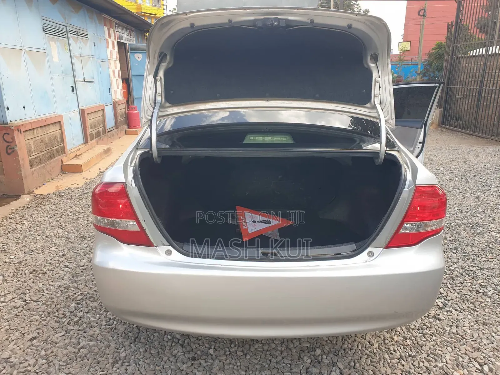 Toyota Axio 2011 Silver