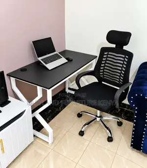 Modern Executive Office Desk With Ergonomic Office Chair