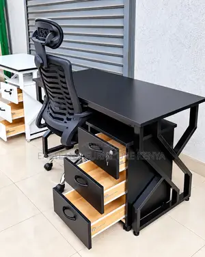 Modern Executive Office Desk With 3-Drawer Storage & Ergonomic Chair