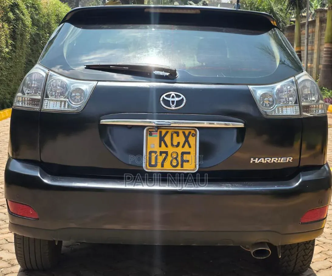 Toyota Harrier 2012