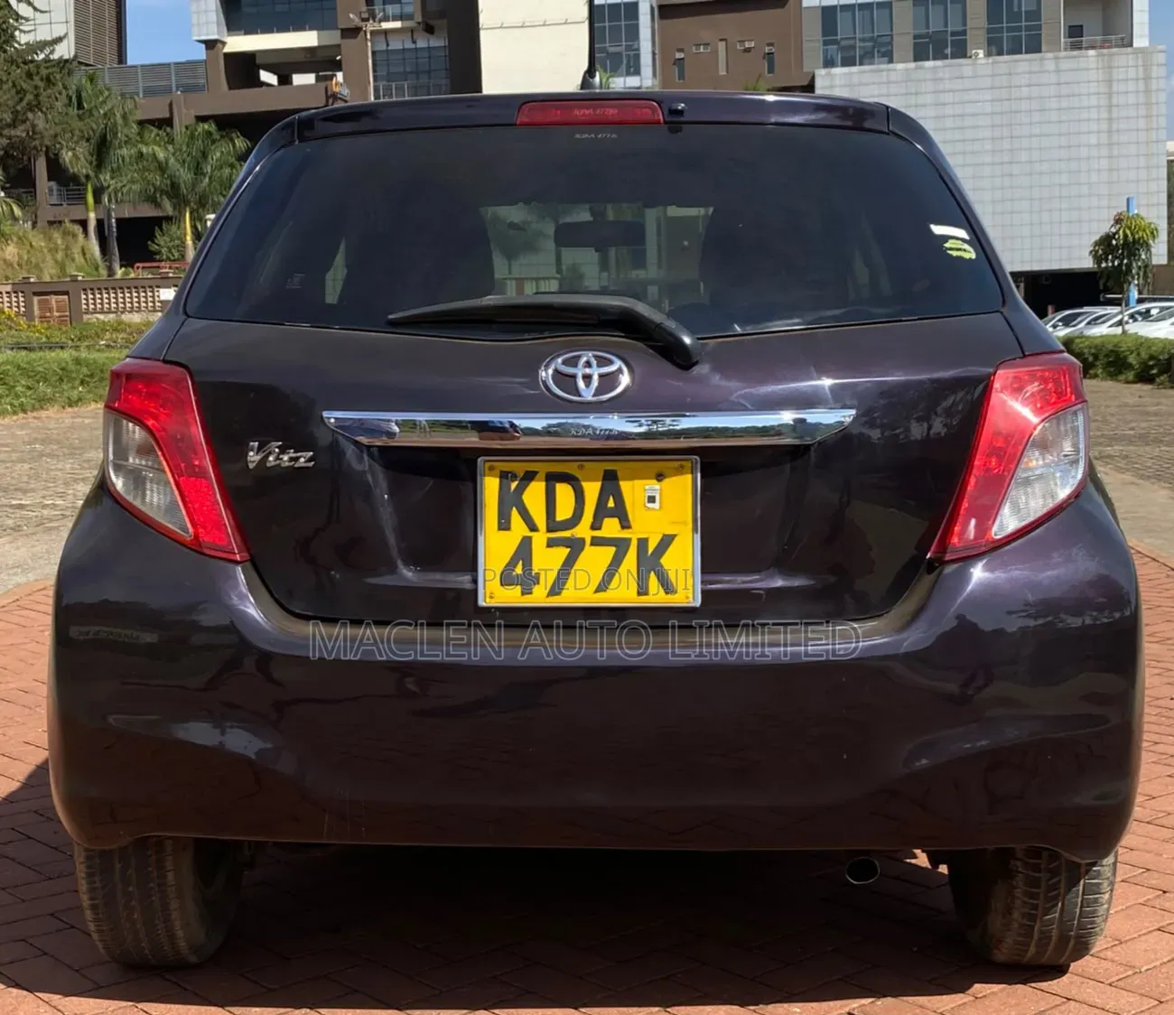 Toyota Vitz 2013 Maroon
